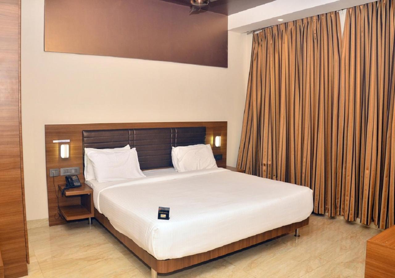 拉马纳塔普拉姆 Golden Residency酒店 外观 照片